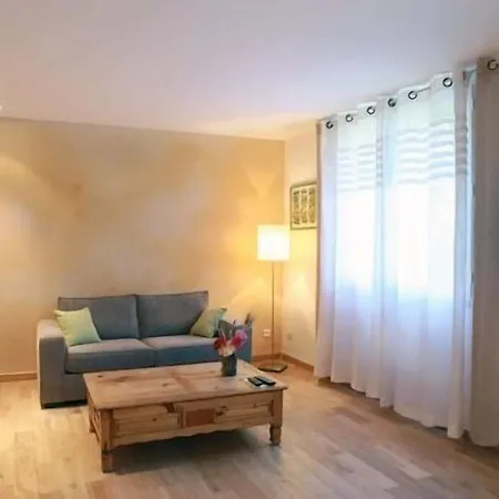 Mas De L'ermitage Couette-café Lattes