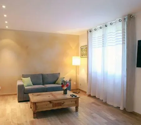 Mas De L'ermitage Couette-café Lattes