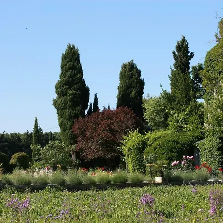 Mas De L'ermitage Bed & Breakfast 4*