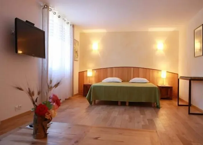 Mas De L'ermitage Alojamento de Acomodação e Pequeno-almoço